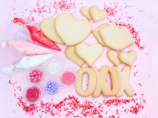 Valentines-Day-Cookie-Kit-By-Sweet-Traders
