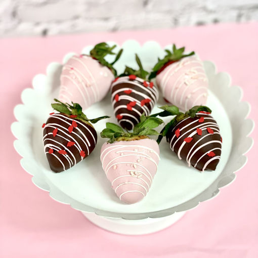 Valentines-Chocolate-Dipped- Strawberries-By-Sweet-Traders 