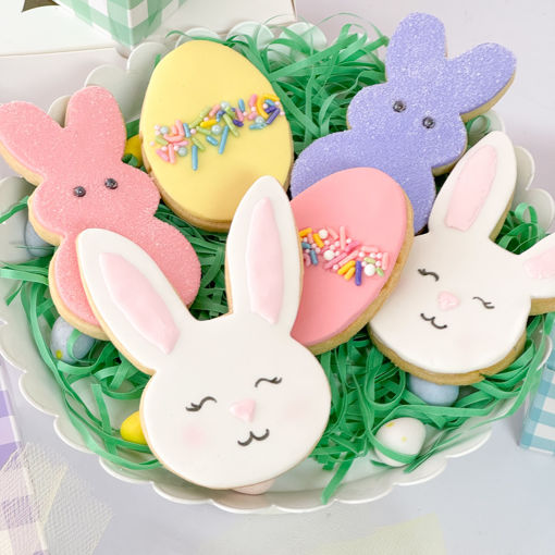 Easter-Decorated-Sugar-Cookies-By-Sweet-Traders